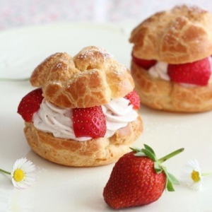 su kem trái cây vị dâu mát lạnh